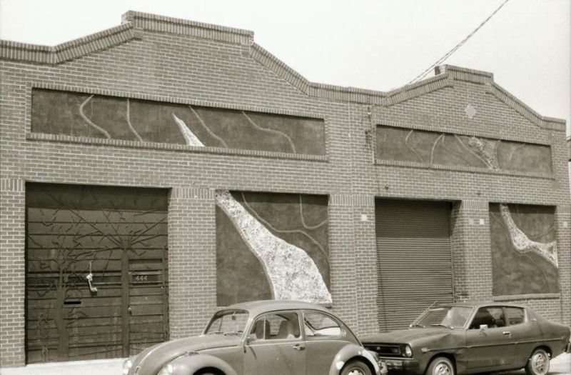 File:444groveblackandwhite.jpg