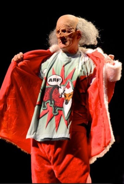 File:Newsmachine-wowsanta.jpg