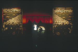 Singing-res-mole-show-kabuki-october-26-1982.png